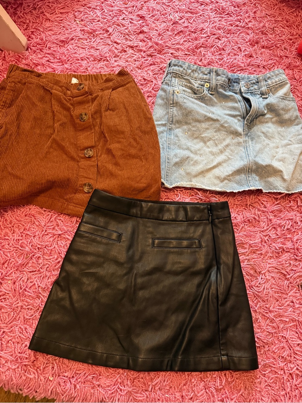 GAP Black Faux Leather Mini Skirt with Clean A-Line